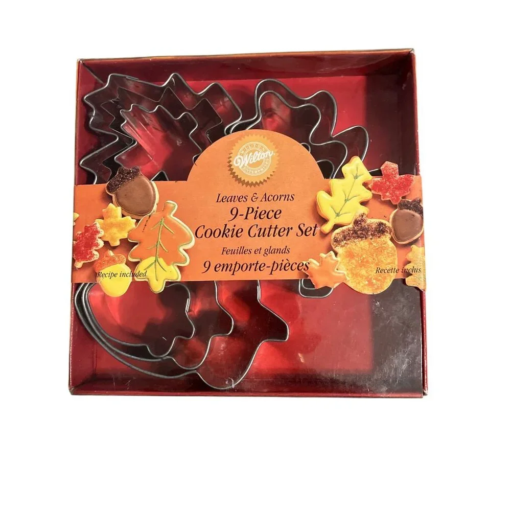 Wilton Leaves and Acorns 9-Piece Metal Cookie Cutter Set